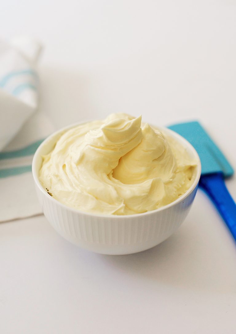 Best Homemade Buttercream Frosting Recipe - Make and Takes