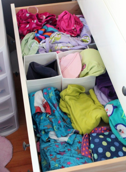 Involving Kids in the Laundry Routine - Make and Takes