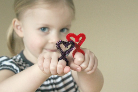 7 Pipe Cleaner Crafts And Activities That Are Fun and Easy for Kids!