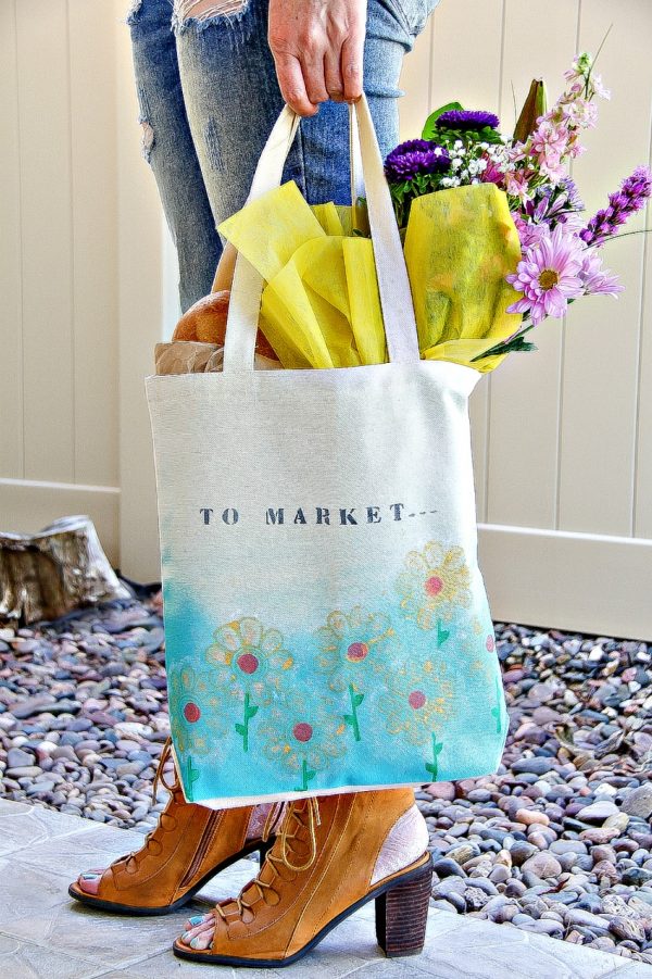 How to paint a canvas shopping bag for mom for Mothers Day 600x901 1