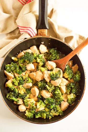 One Pot Meal: Chicken and Broccoli Stir Fry - Make and Takes