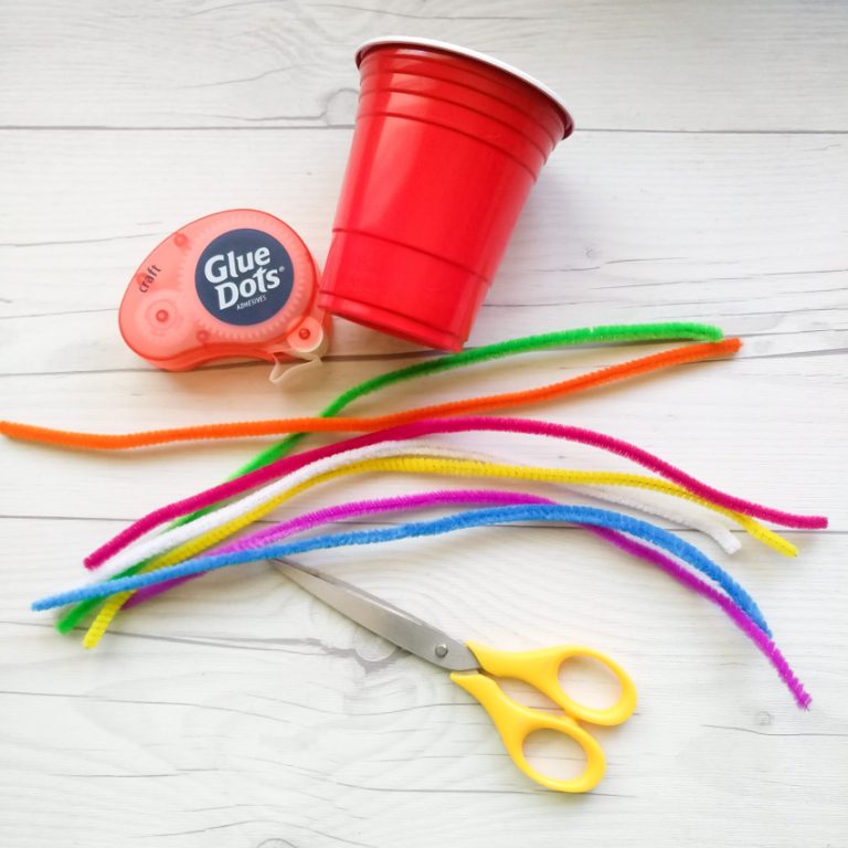 DIY Pipe Cleaner Drink Glass Markers - Make and Takes