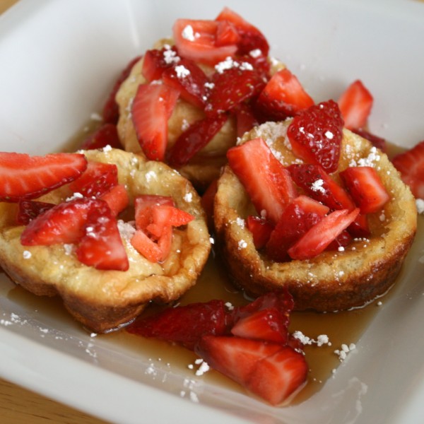 Pop Up Pancakes in a Muffin Tin Make and Takes