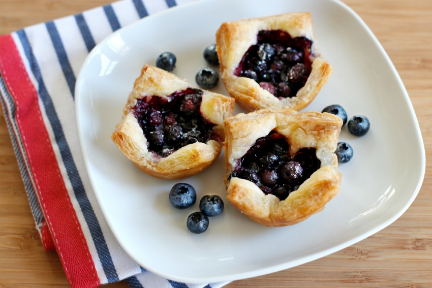 Mini Blueberry Tarts in a Muffin Tin Make and Takes
