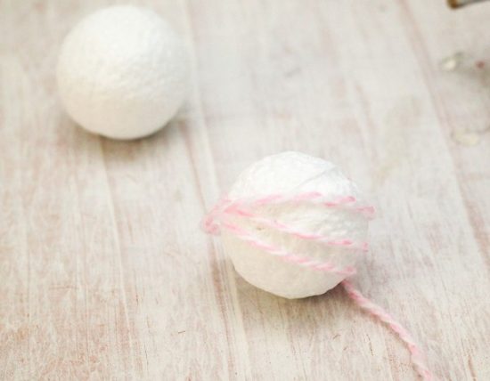 Kitchen Playtime: Yarn Wrapped Ice Cream Sundae - Make and Takes