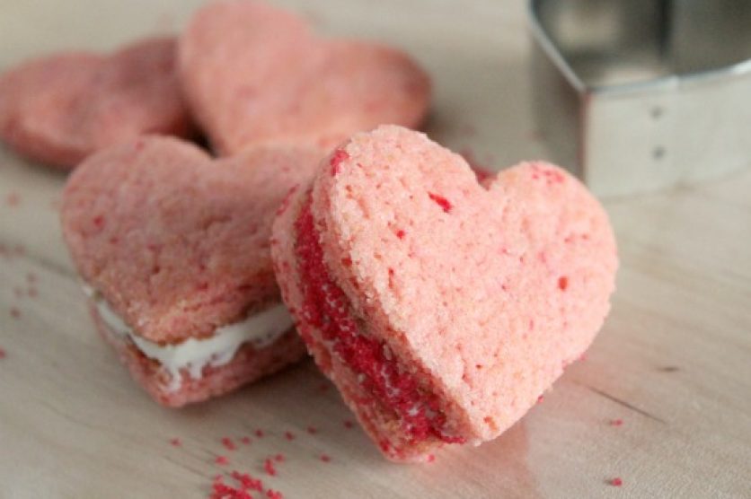 Heart Cookie Sandwich for Valentines