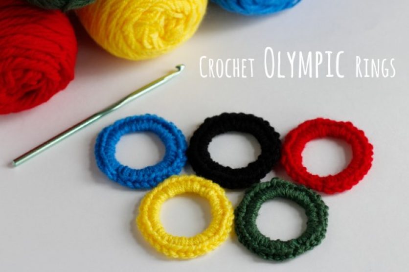 Crochet Olympic Rings @makeandtakes.com