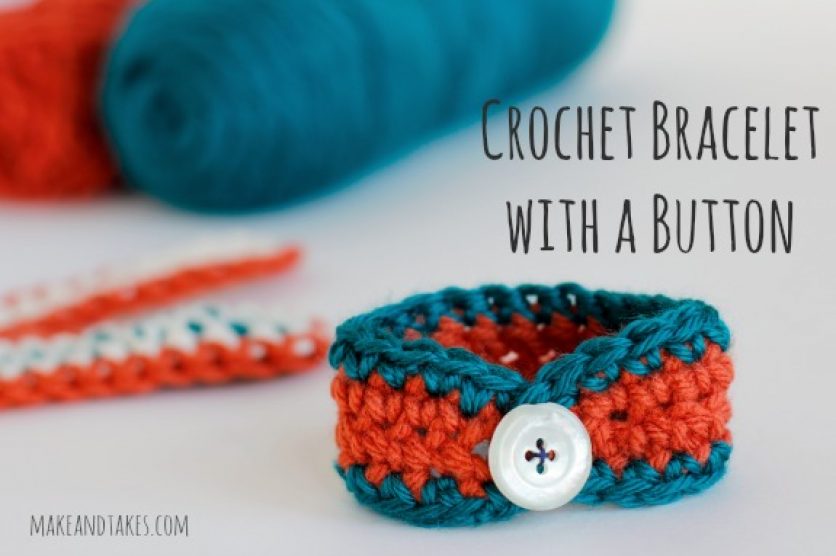 Crochet Bracelet with Buttons @makeandtakes.com #crochetaday