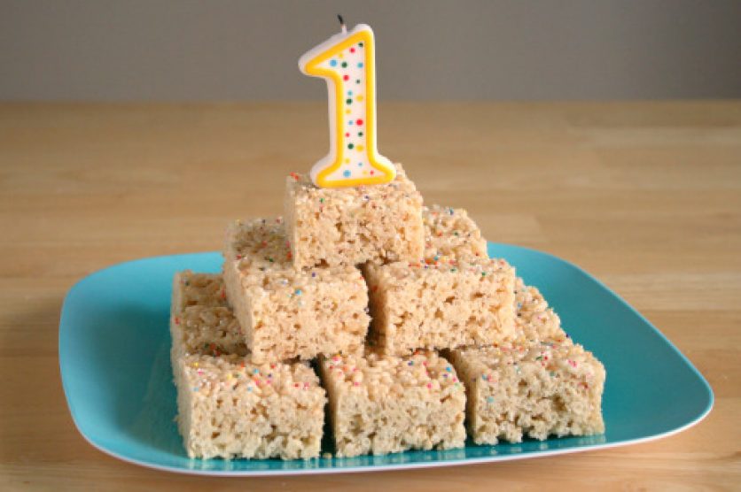 Rice-Crispy-Treat-Birthday-Cake1