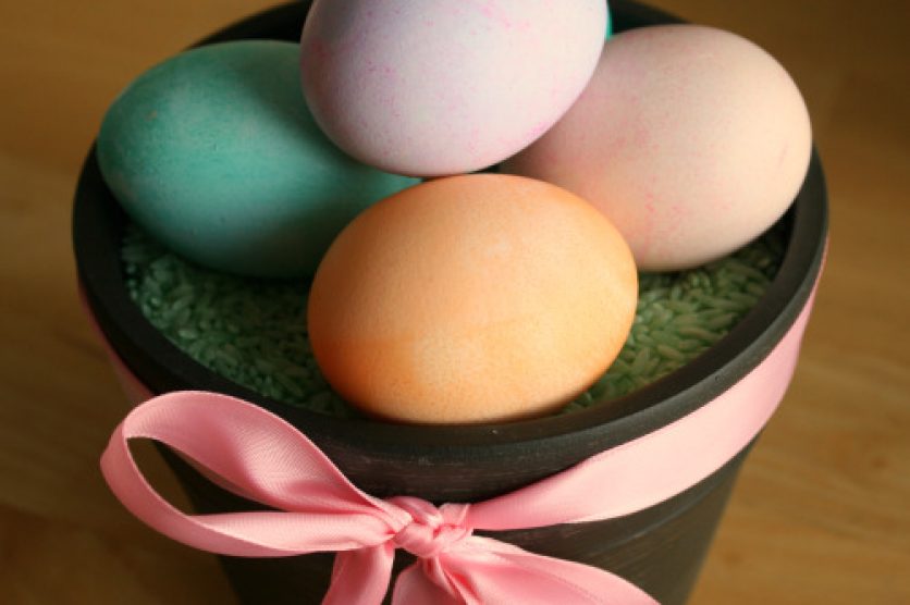 Tips-for-Coloring-Easter-Eggs