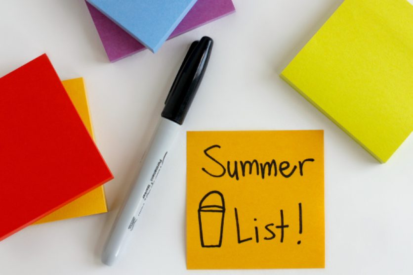 Make a Family Summer Bucket List with Post-It Notes