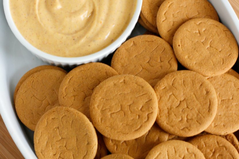 Recipe for Pumpkin Yogurt Dip with Ginger Cookies