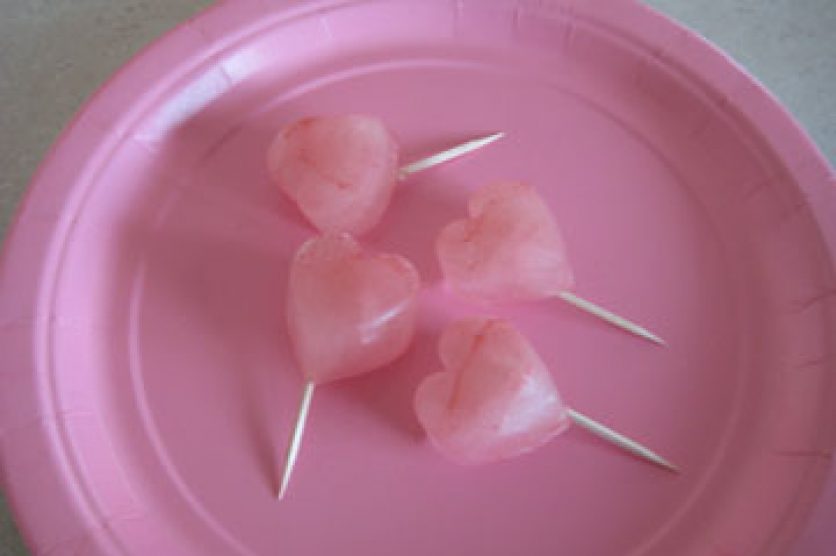 pink-plate-heart-ice-pops