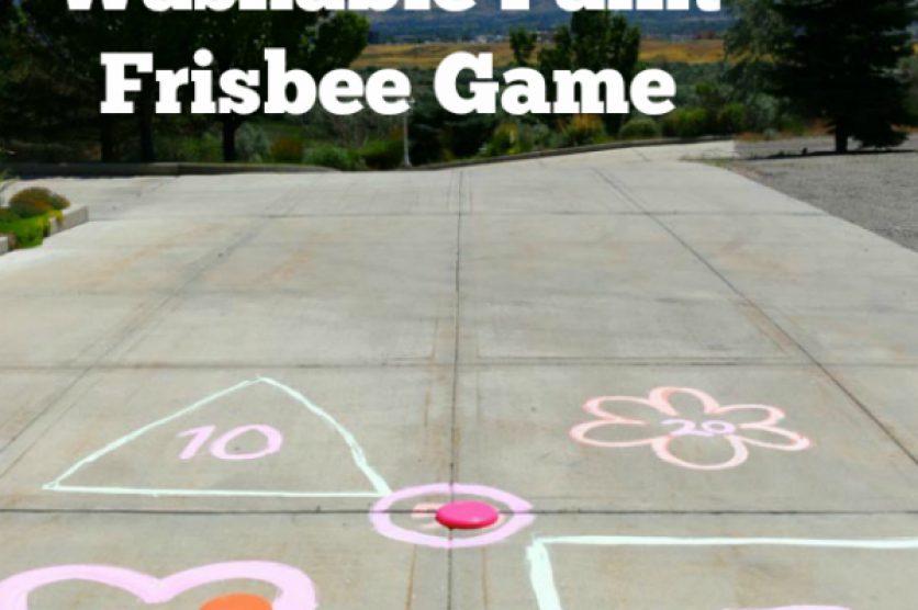 Washable Paint Frisbee Game