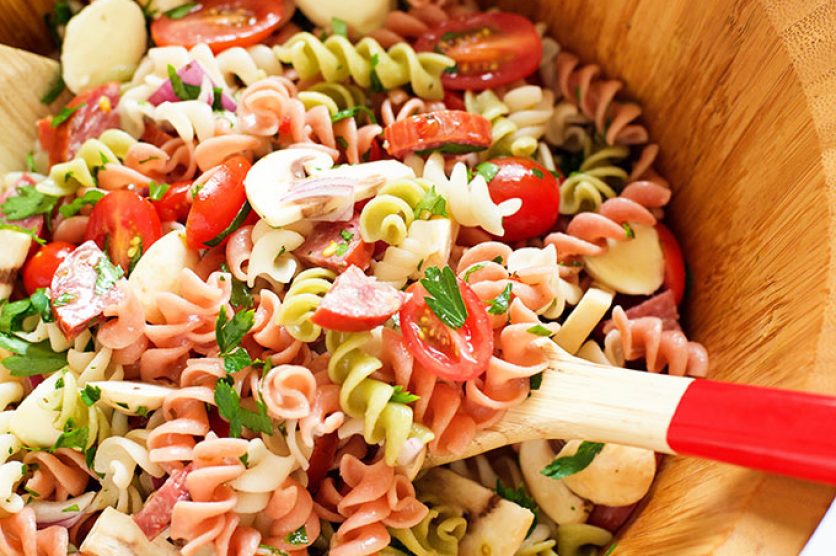 Easy-Italian-Pasta-Salad-with-Italian-Dressing4