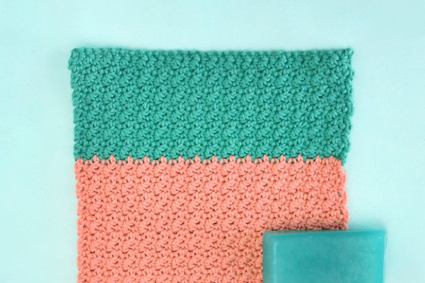 DIY colorblock crochet washcloth pattern