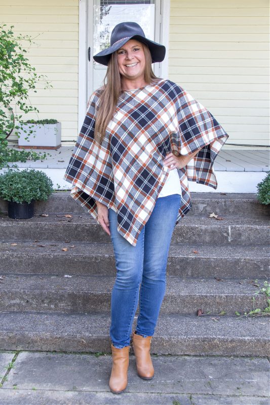 How to Make an Easy DIY Poncho for Fall - Make and Takes