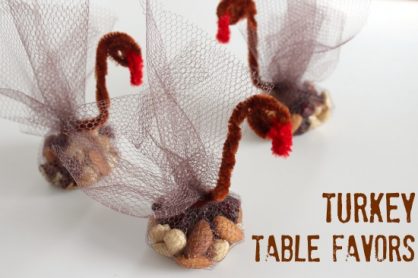 Turkey Table Favors for Thanksgiving makeandtakes.com
