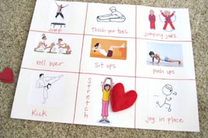 Heart Healthy Bean Bag Game for a Classroom Party @makeandtakes.com