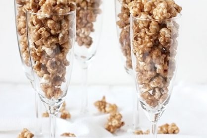 Salted-Caramel-Cashew-Popcorn-3