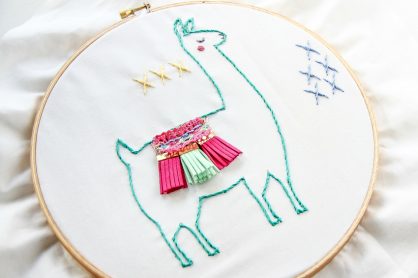 llama embroidery pattern