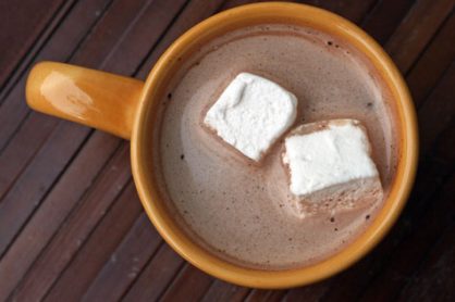 homemade marshmallows in hot chocolate web m&t