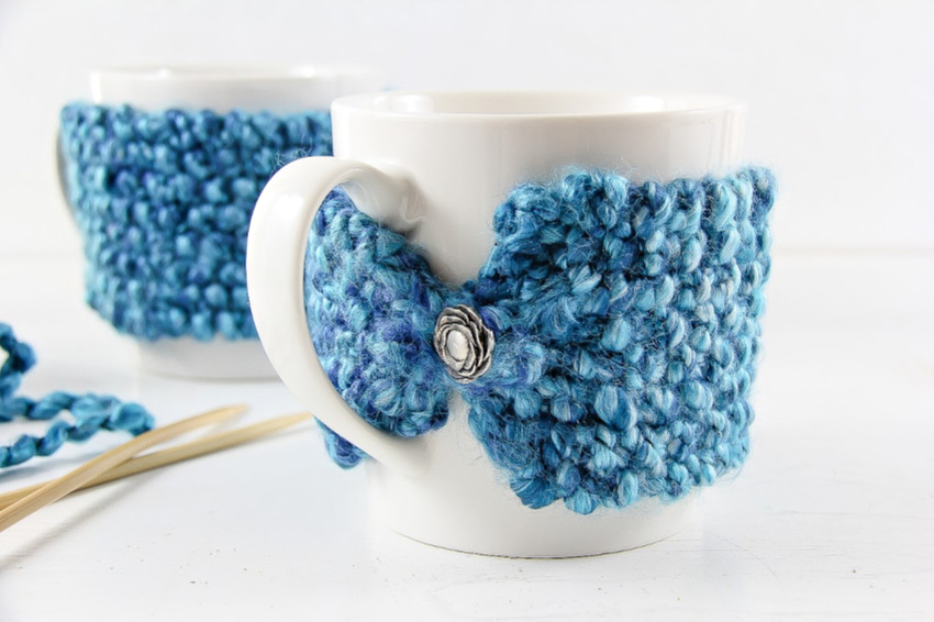 Crochet Mug Cozy with Button, Free Pattern Tutorial