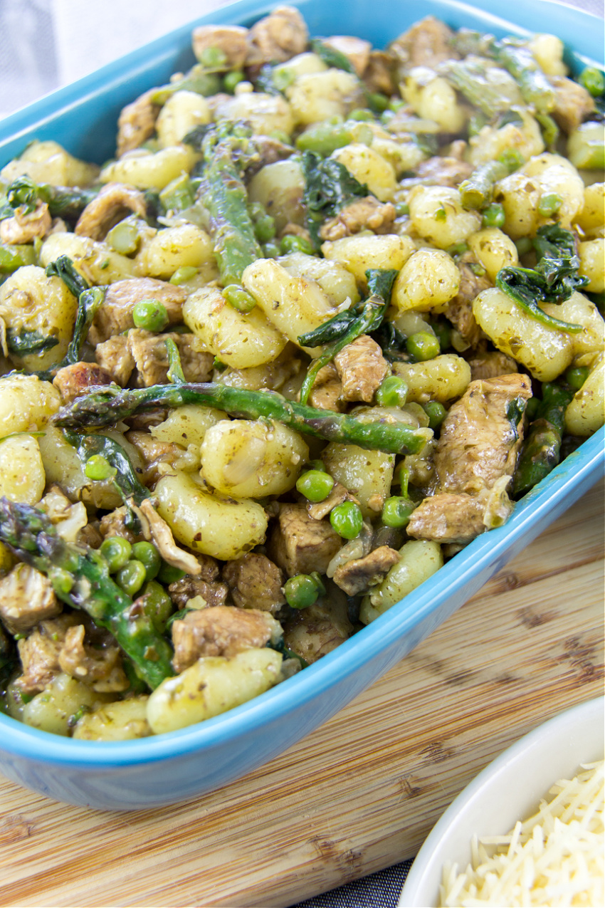 gnocchi with grilled chicken, asparagus, peas, 