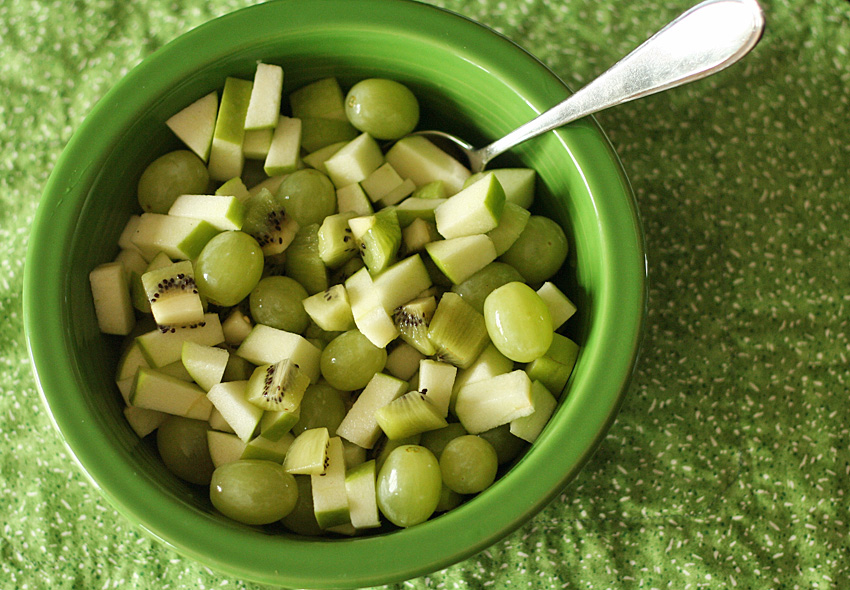 Kids in the Kitchen GREEN Fruit Salad Skewers Make and Takes