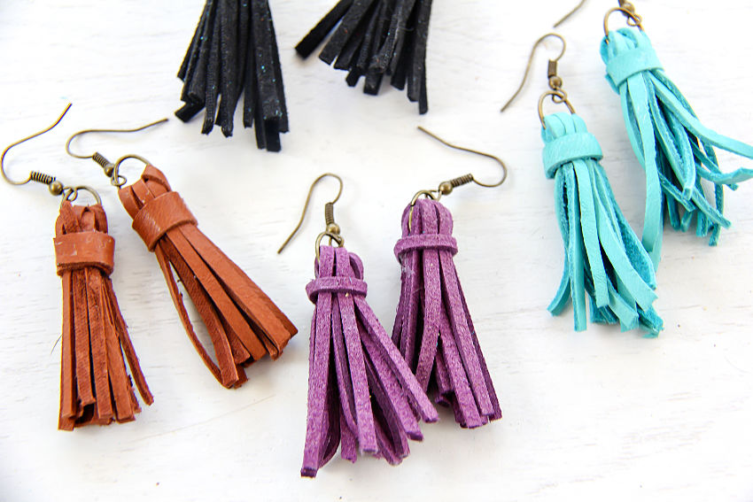 How to make leather earrings with your Cricut - Weekend Craft