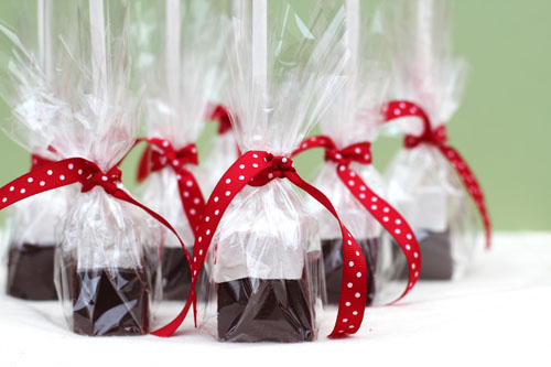 DIY Chocolate Gifts! | Diy chocolate gift, Homemade gifts, Chocolate gifts
