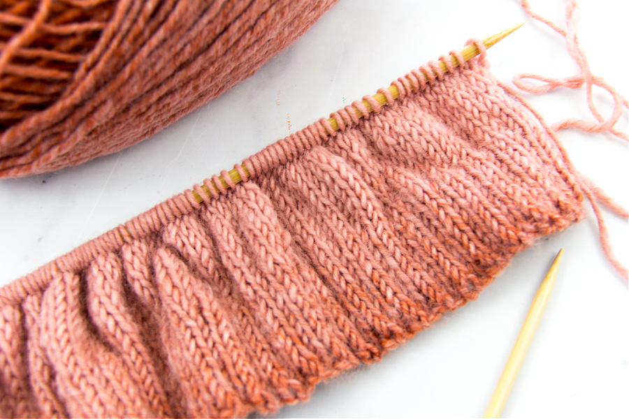 stitches changed from the band to the body of a knit slouchy hat