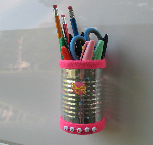 She's Crafty: Easy DIY Pen Holder for Journal