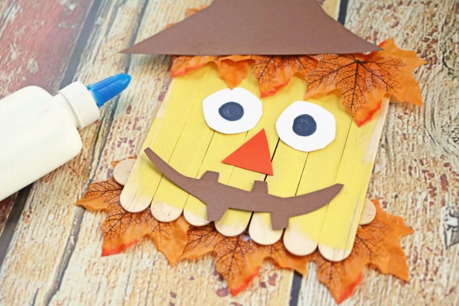 Popsicle Stick Scarecrow - Make and Takes