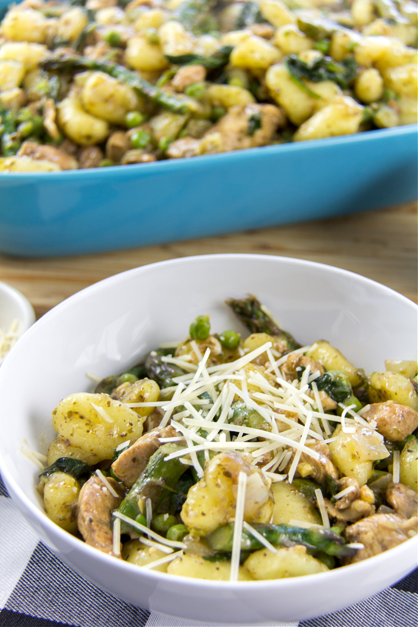 gnocchi with chicken, asparagus, peas, and spinach
