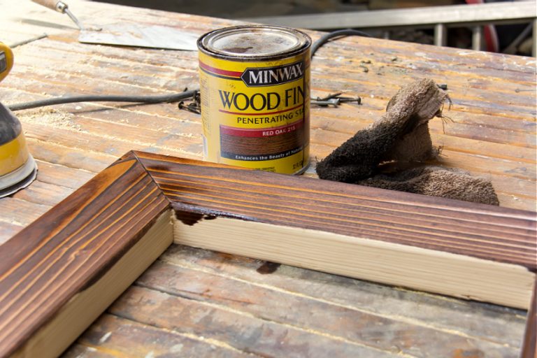 How to Make a DIY Concrete and Wood Planter - Make and Takes