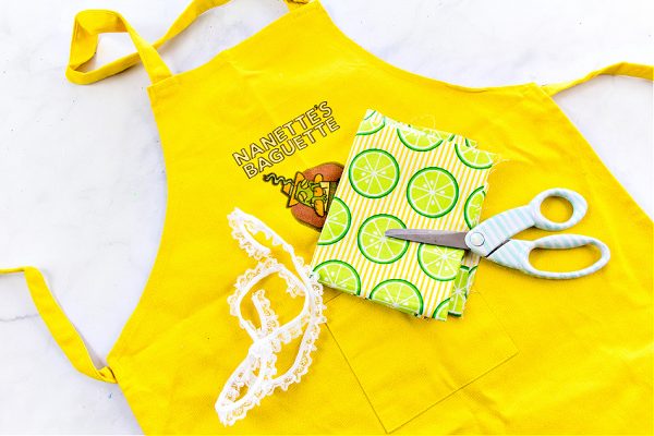 DIY Multi Purpose Role Play Apron For Kids Make And Takes   Supplies To Make A Diy Apron For Kids 600x400 